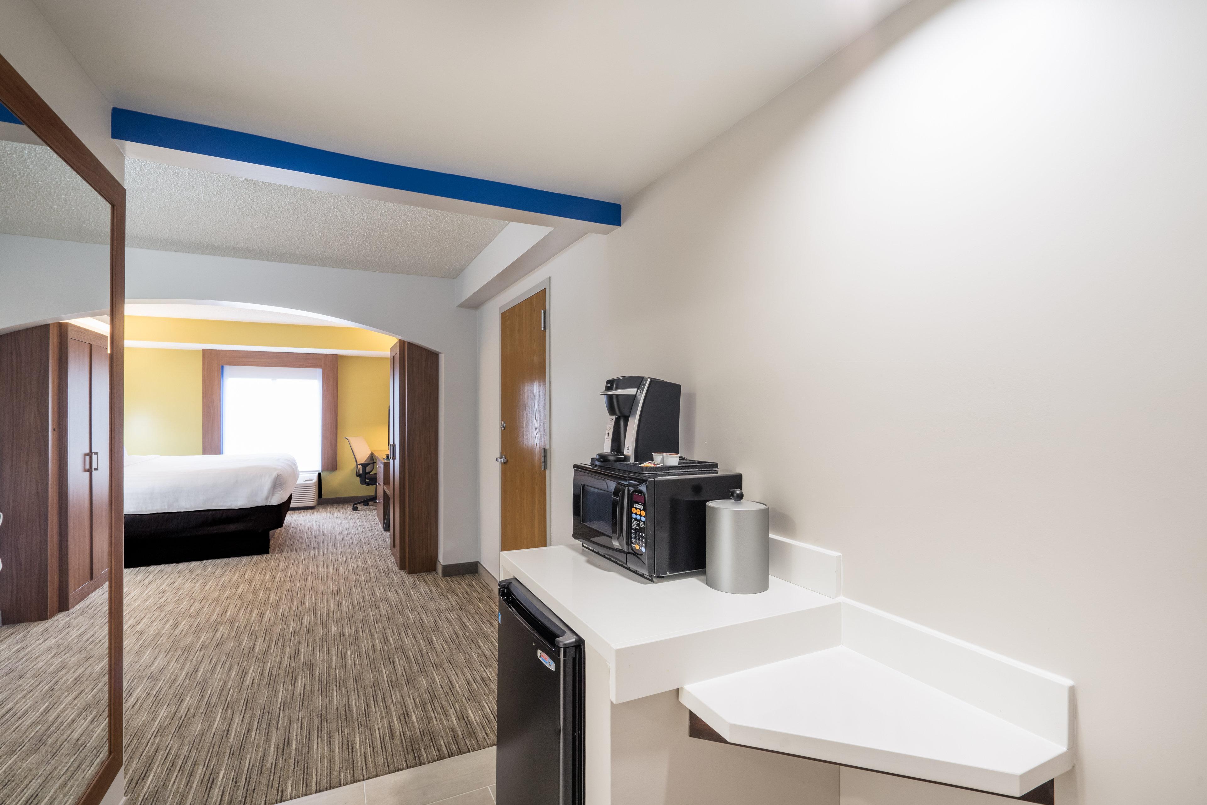 Hampton Inn Louisville/I-65/Brooks Road Extérieur photo