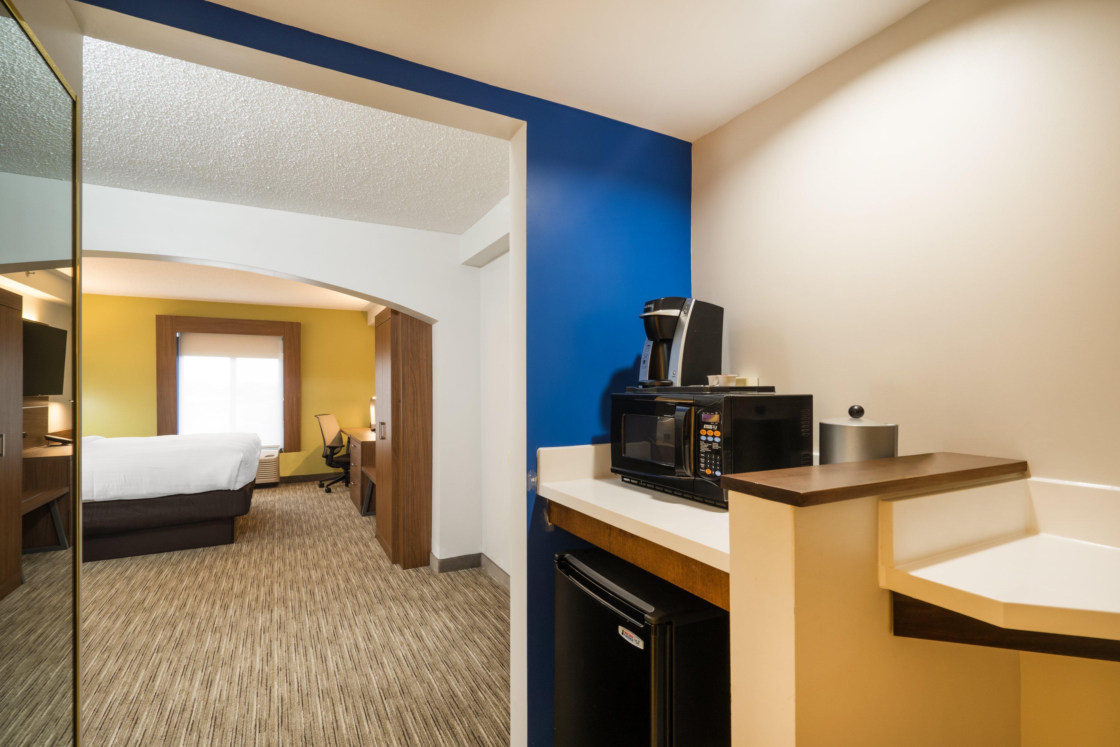 Hampton Inn Louisville/I-65/Brooks Road Extérieur photo