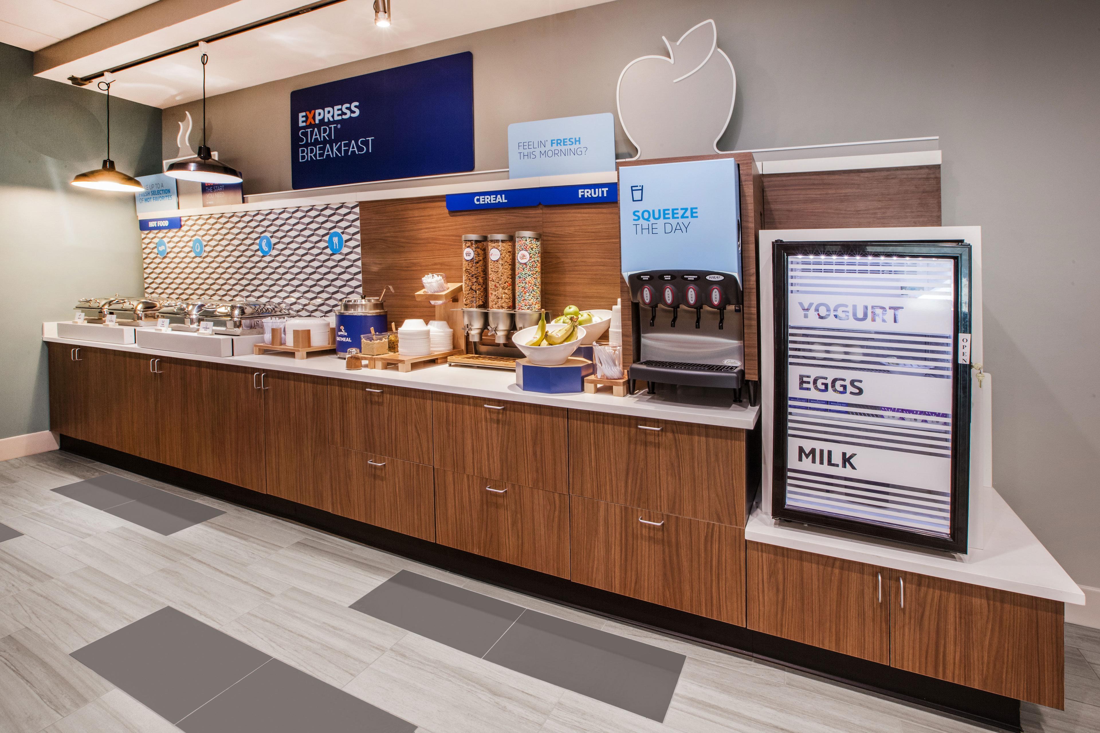 Hampton Inn Louisville/I-65/Brooks Road Extérieur photo