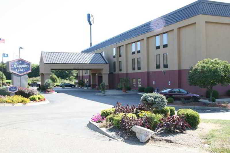 Hampton Inn Louisville/I-65/Brooks Road Extérieur photo